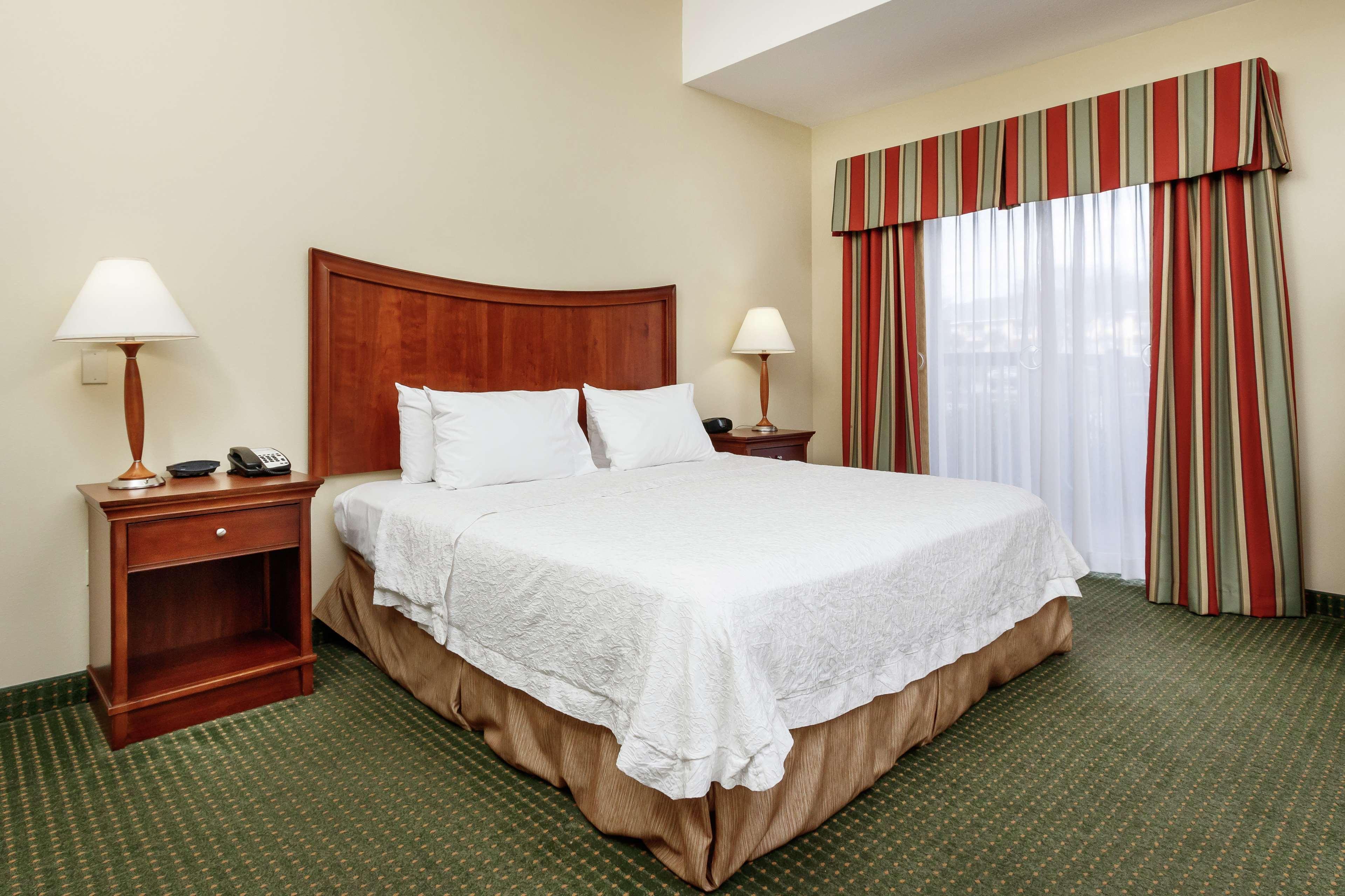 Hampton Inn & Suites Navarre Exteriér fotografie